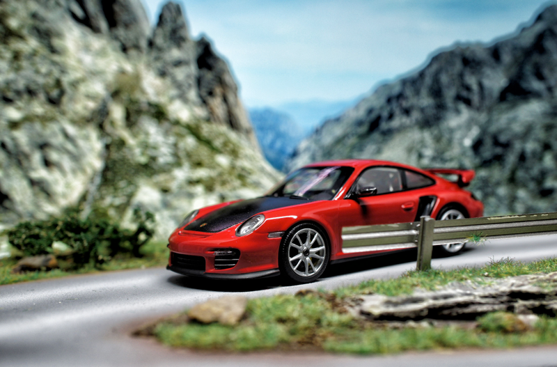 Illustration for article titled Teutonic Tuesday: Rennsport mit Aufladung
